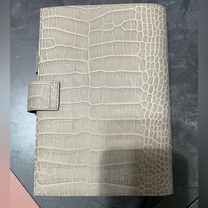Gorgeous A5 Appunto Croco in gray, first quality, bought 12/2022.